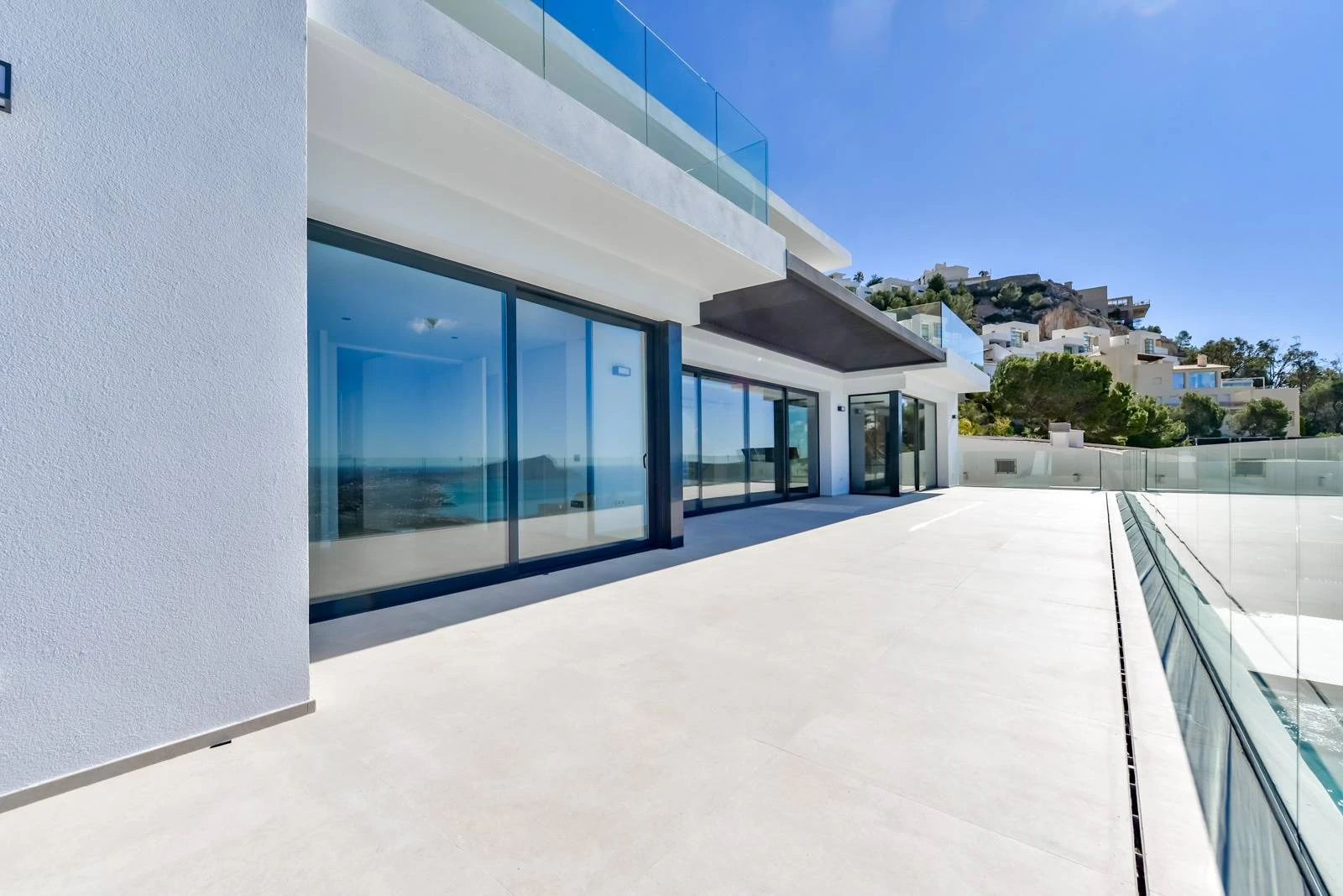 DG6743 - Villa Salonica. Contemporary villa with exceptional sea views for sale in Altea Hills