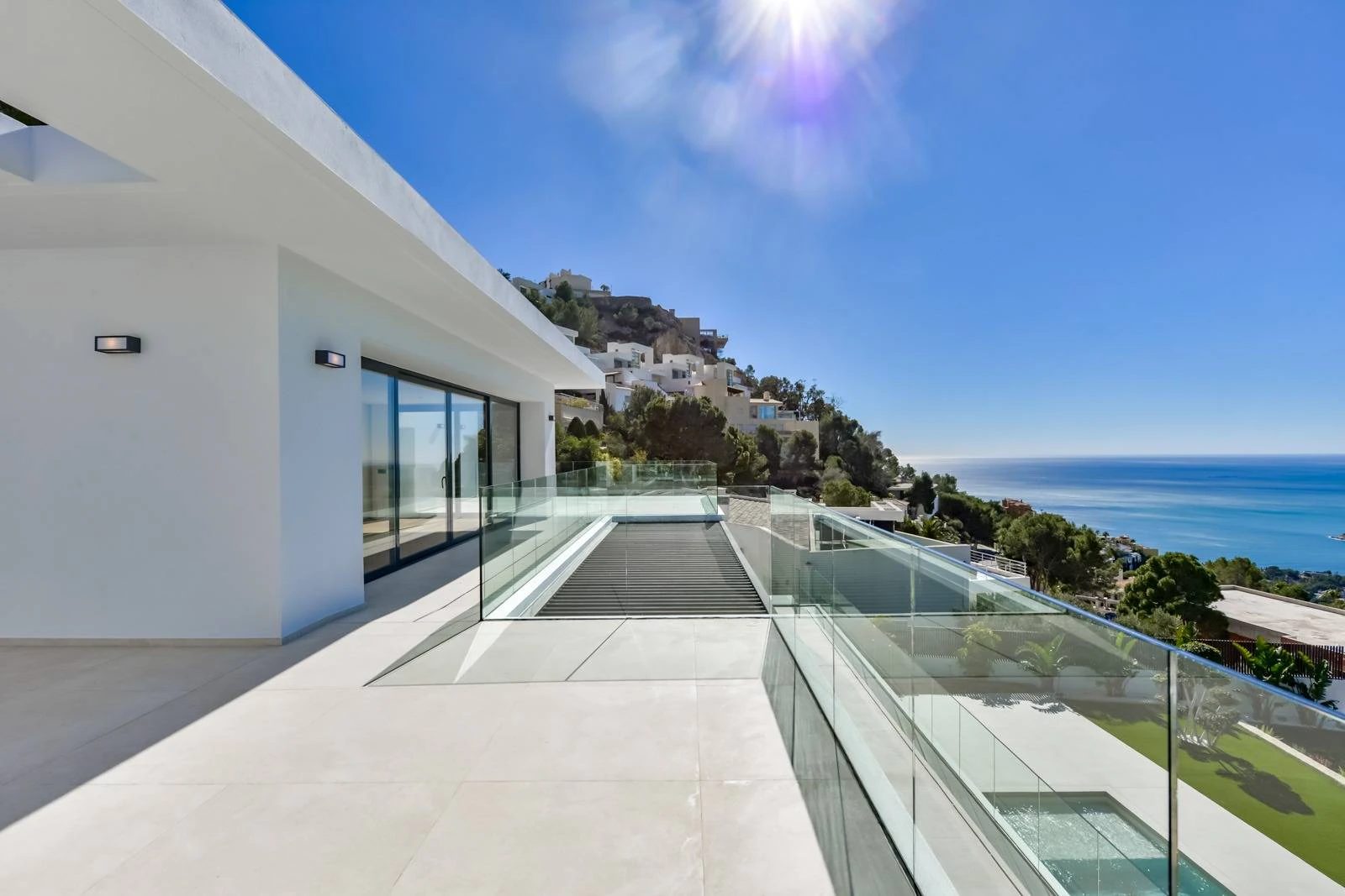 DG6743 - Villa Salonica. Contemporary villa with exceptional sea views for sale in Altea Hills