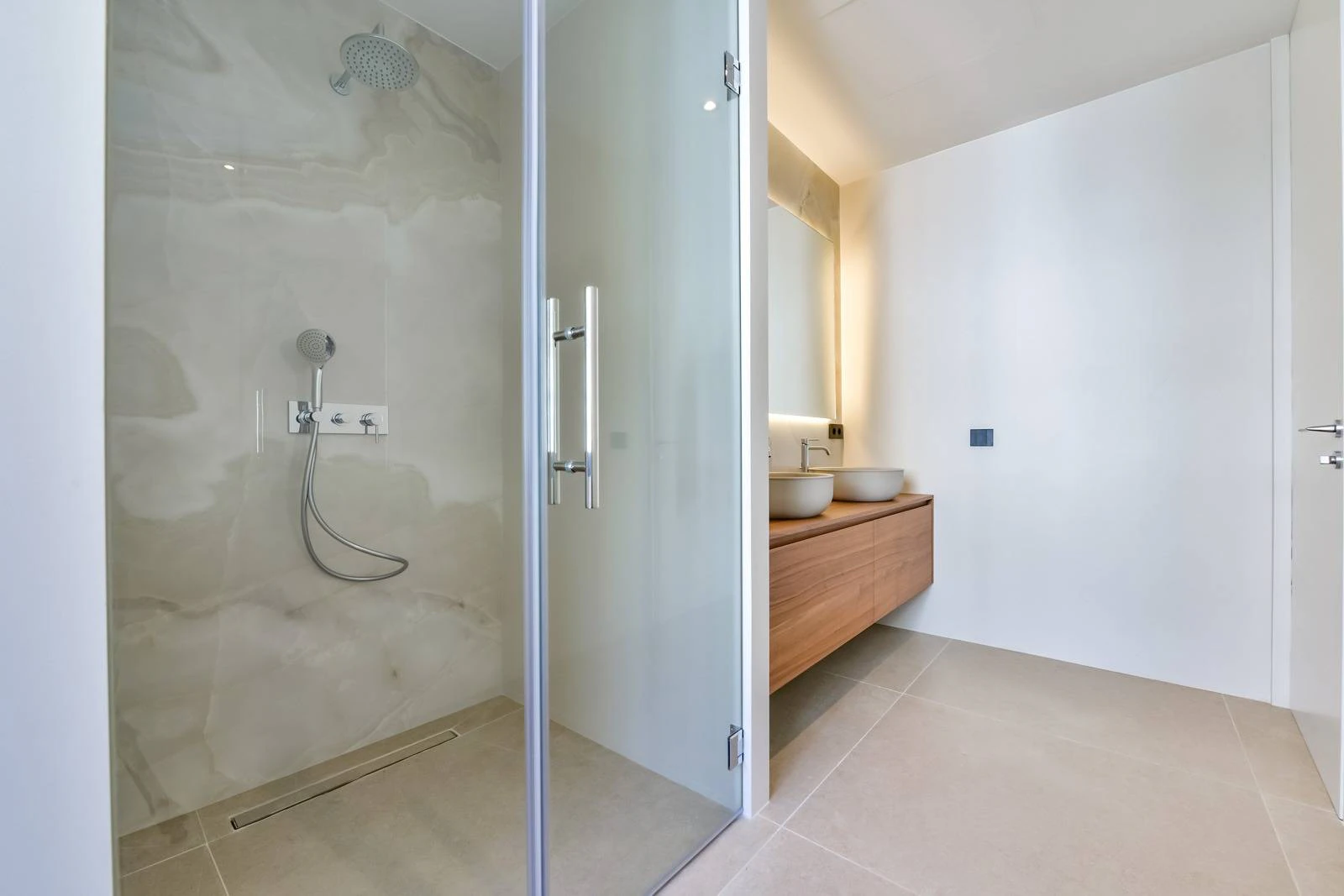 DG6743 - Villa Salonica. Contemporary villa with exceptional sea views for sale in Altea Hills