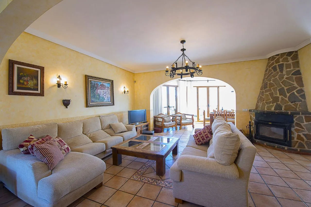 Villa for sale in Calpe / Calp