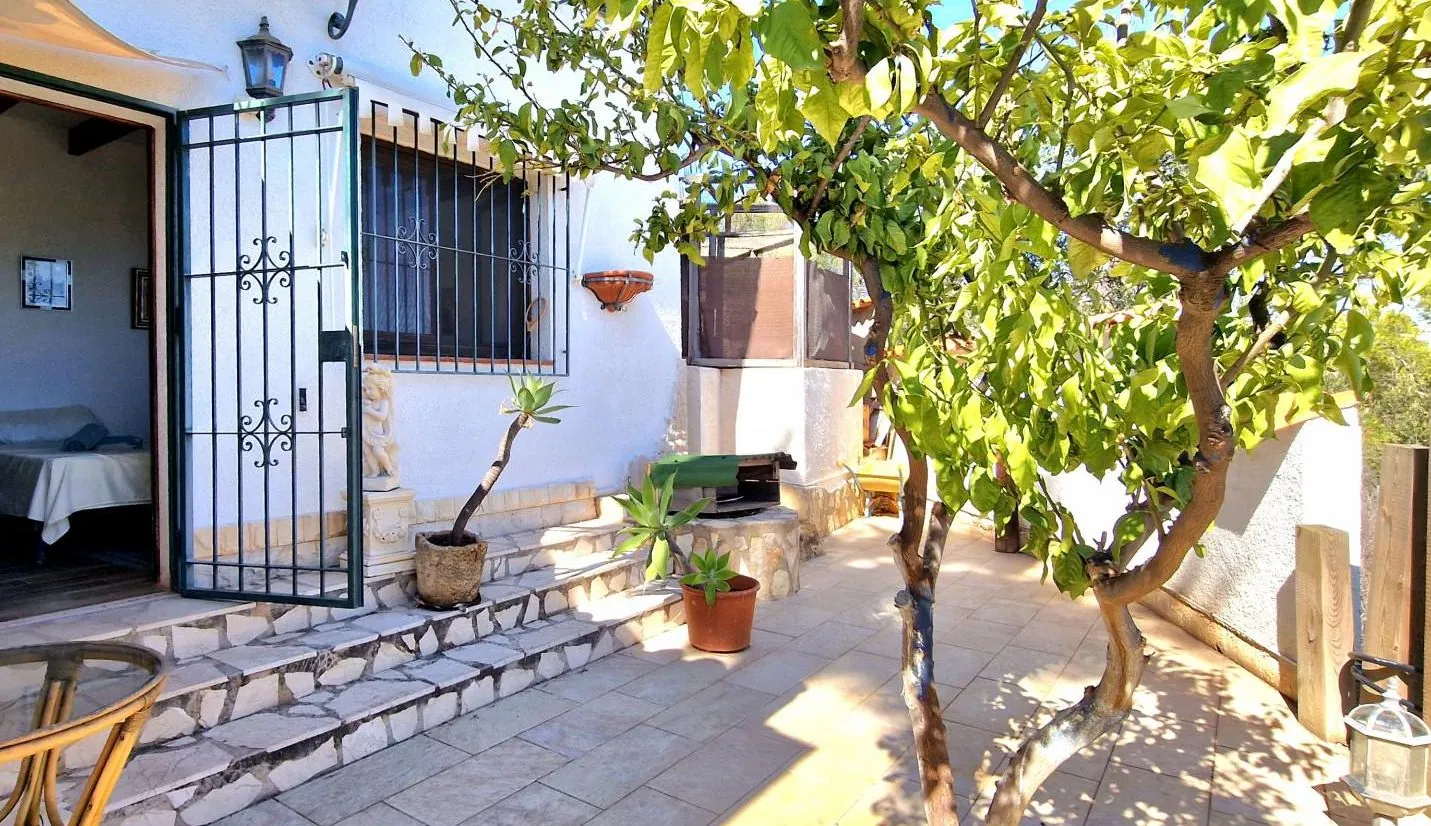 Villa con vistas al mar en venta en Benissa