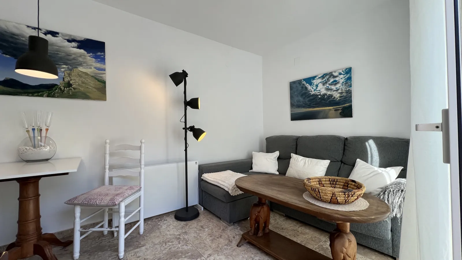 Preciosa villa reformada de 3 dormitorios con piscina privada nueva en una zona residencial privilegiada
