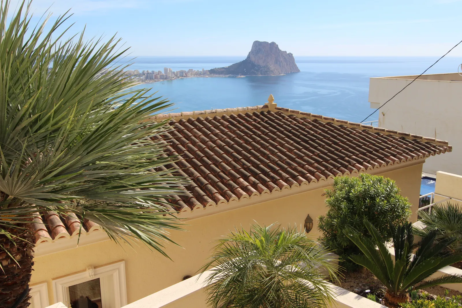 VILLA CON VISTAS IMPRESIONANTES AL MAR
