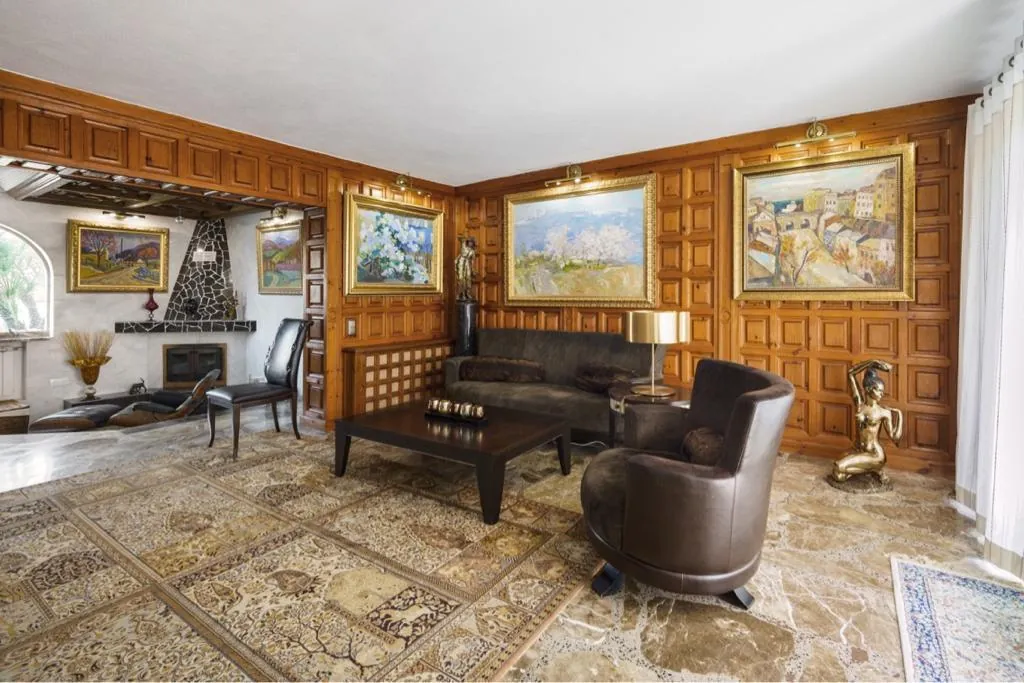 Luxury villa with sea views and two guest houses for sale in Benissa