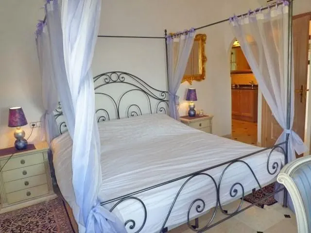 Fantástica villa con vistas al mar, 5 dormitorios, 4 baños, 425 m2 de superficie habitable, 300 m2 de terrazas.