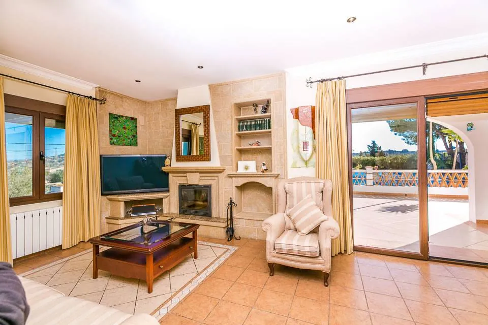 Country house for sale in Moraira Canor