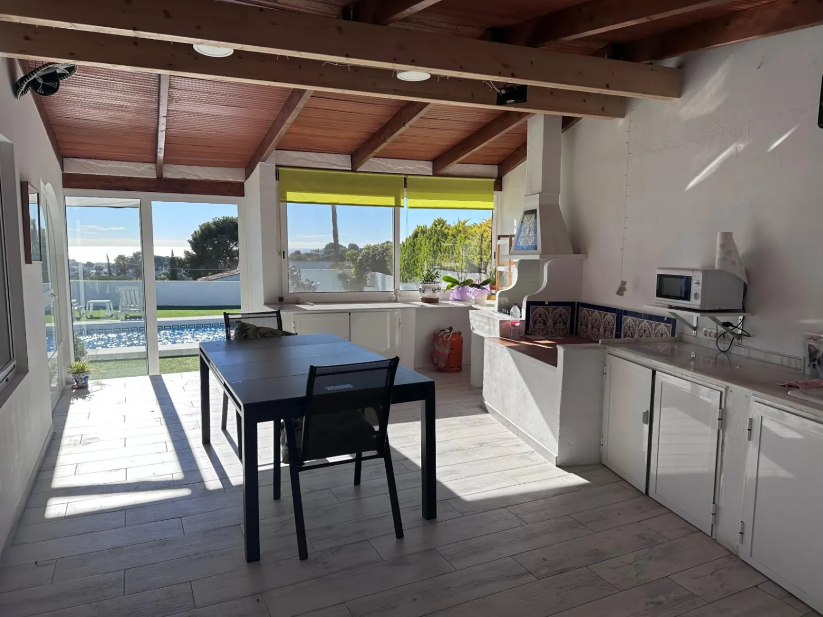 Villa de una sola planta con vistas al mar en venta en Moraira