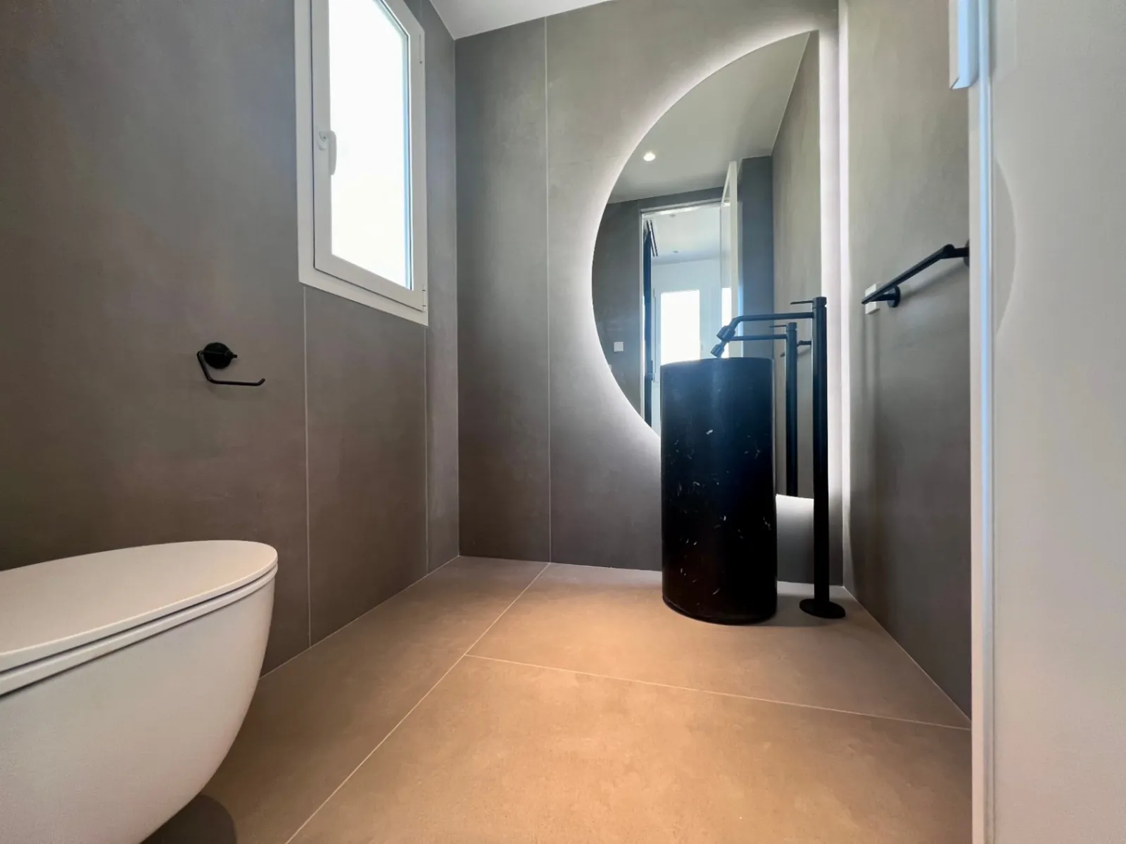 Impresionante Villa de Nueva Construcción en San Jaime