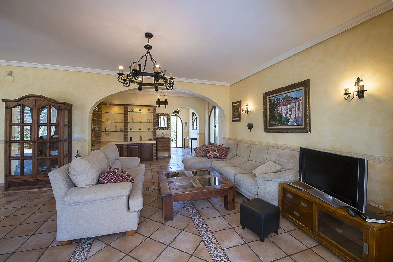 Villa for sale in Calpe / Calp