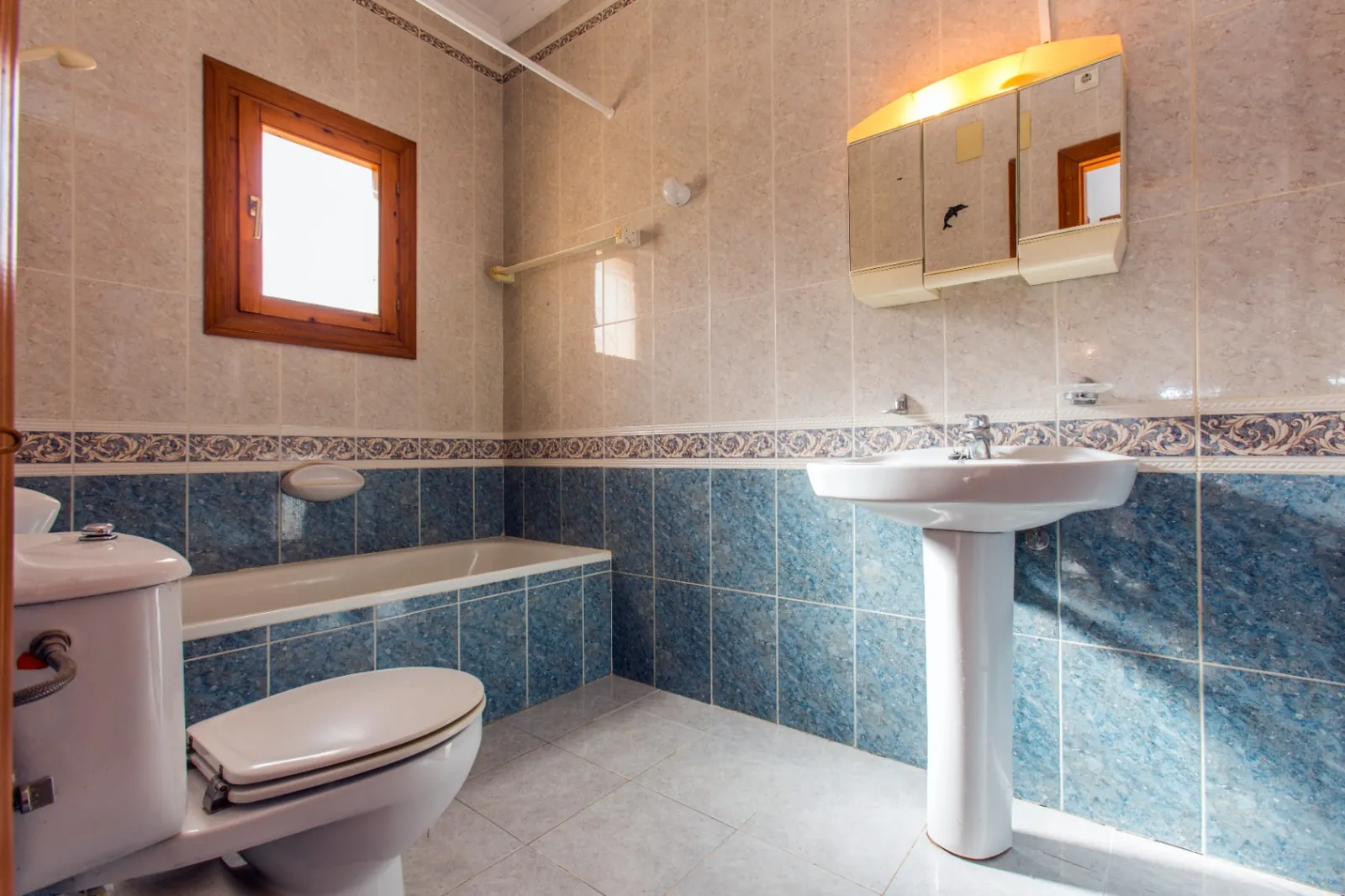Zu renovierende Villa zu verkaufen in Empedrola, Calpe