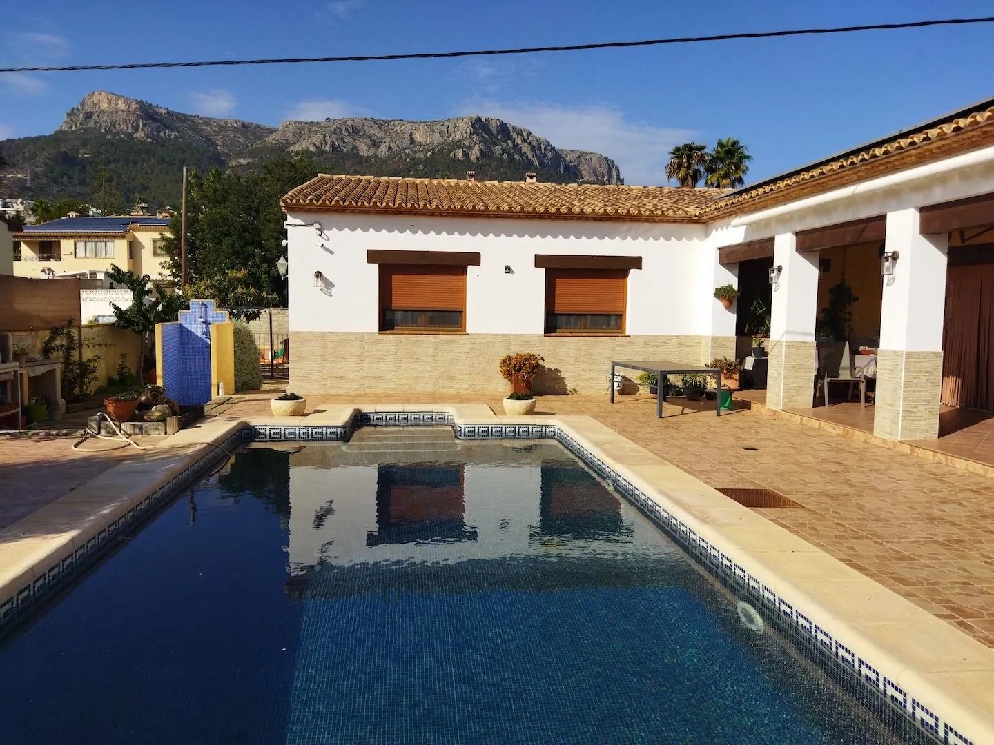 FANTASTICA VILLA CON EXCELENTE UBICACIÓN