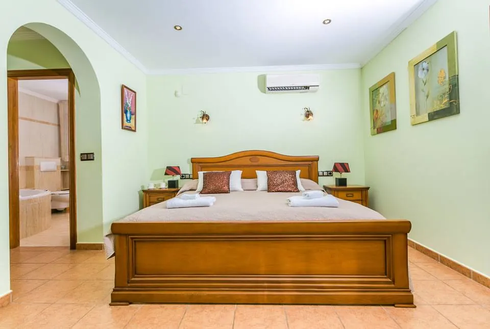 Country house for sale in Moraira Canor