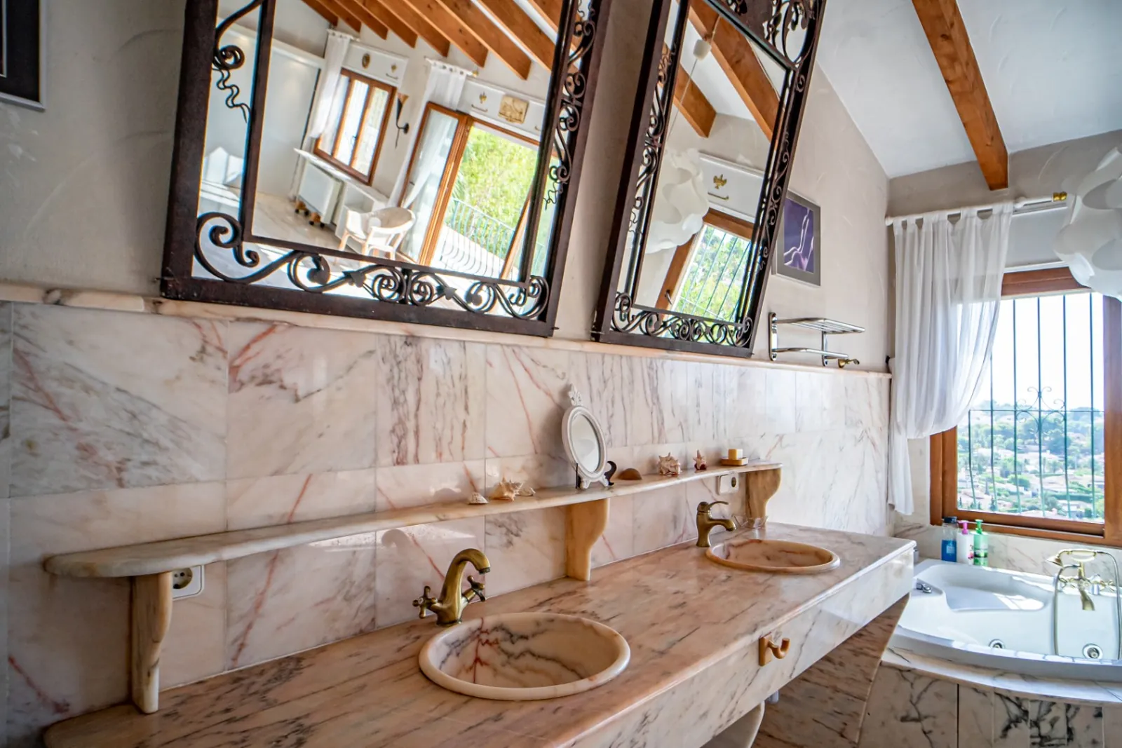 Villa con vistas al mar en venta en Benissa