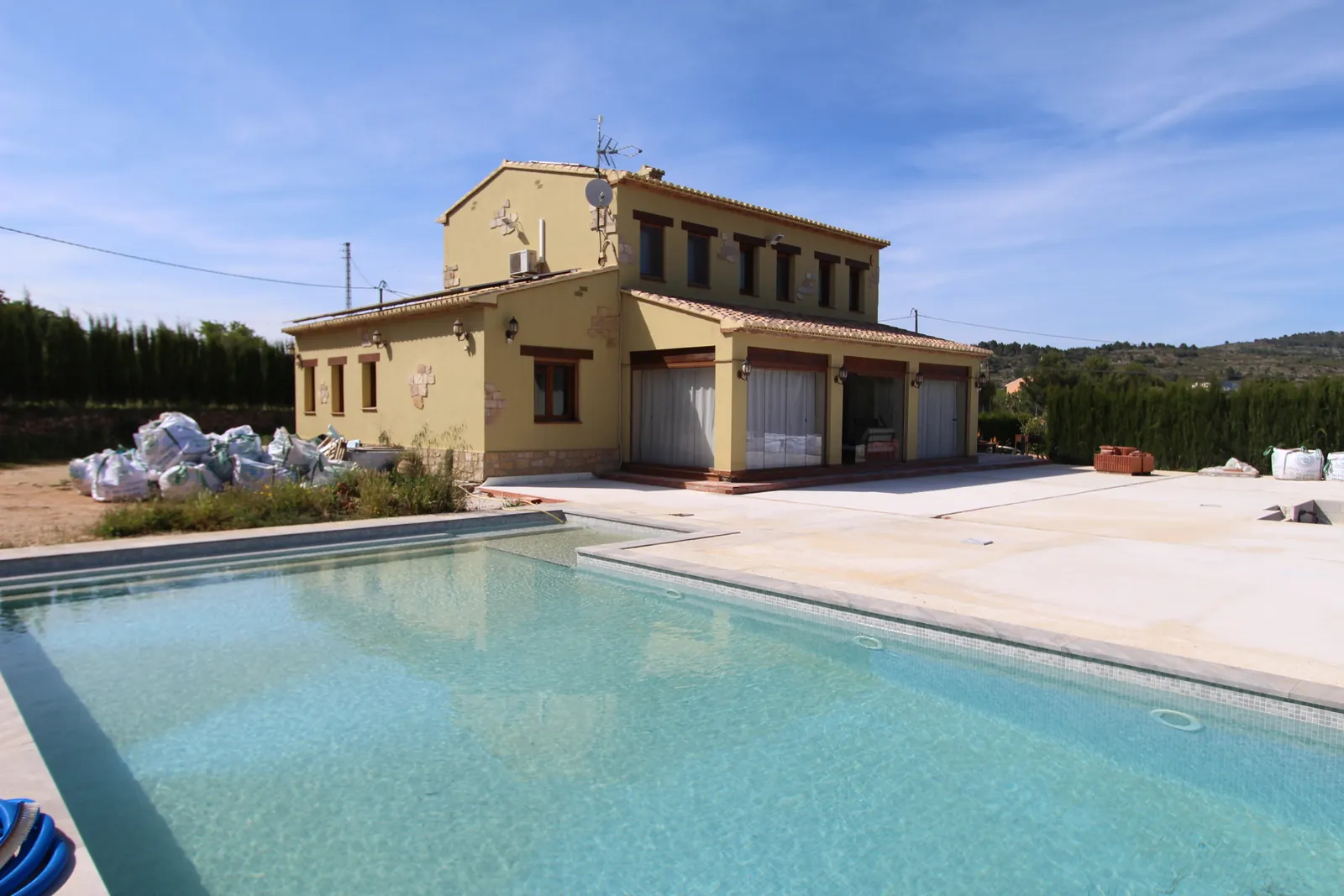 VILLA EN BENISSA ESTILO FINCA