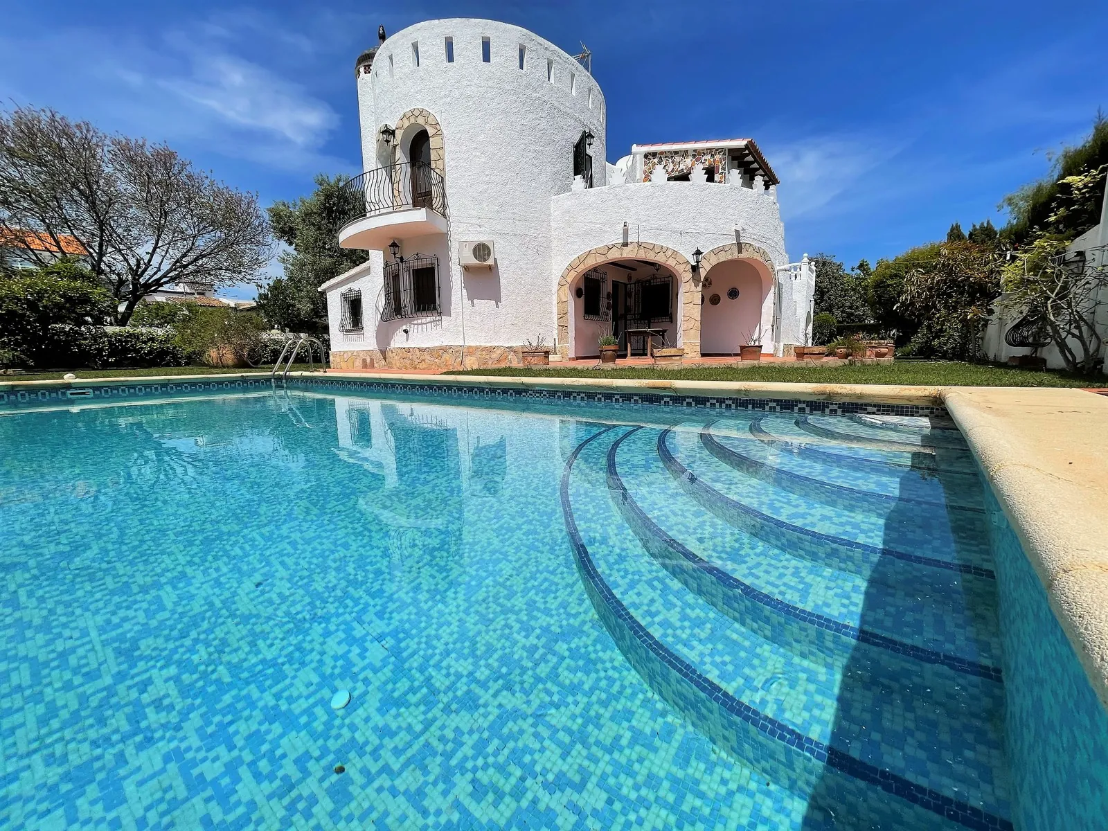 Villa a s&oacute;lo 200 metros del mar