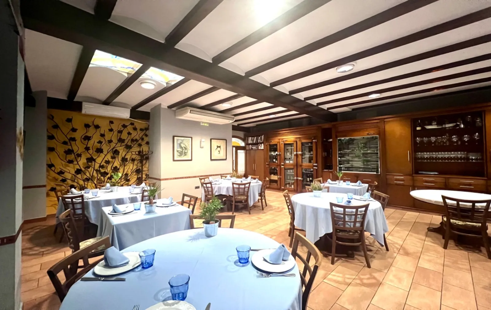 Oportunidad Única: Restaurante en Venta en Benissa Pueblo