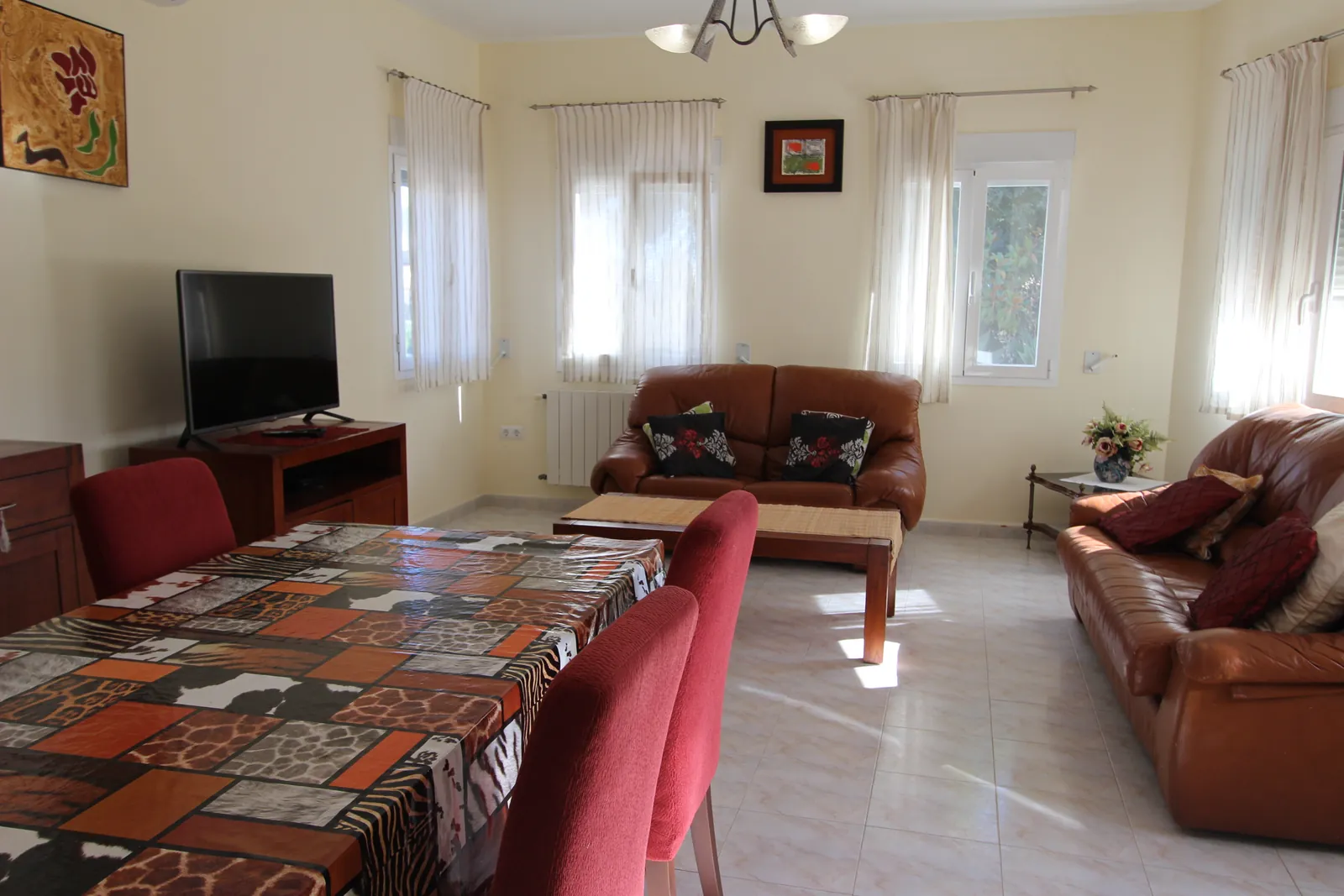VILLA MUY CERCA DE LA PLAYA Y DE SUPERMERCADOS