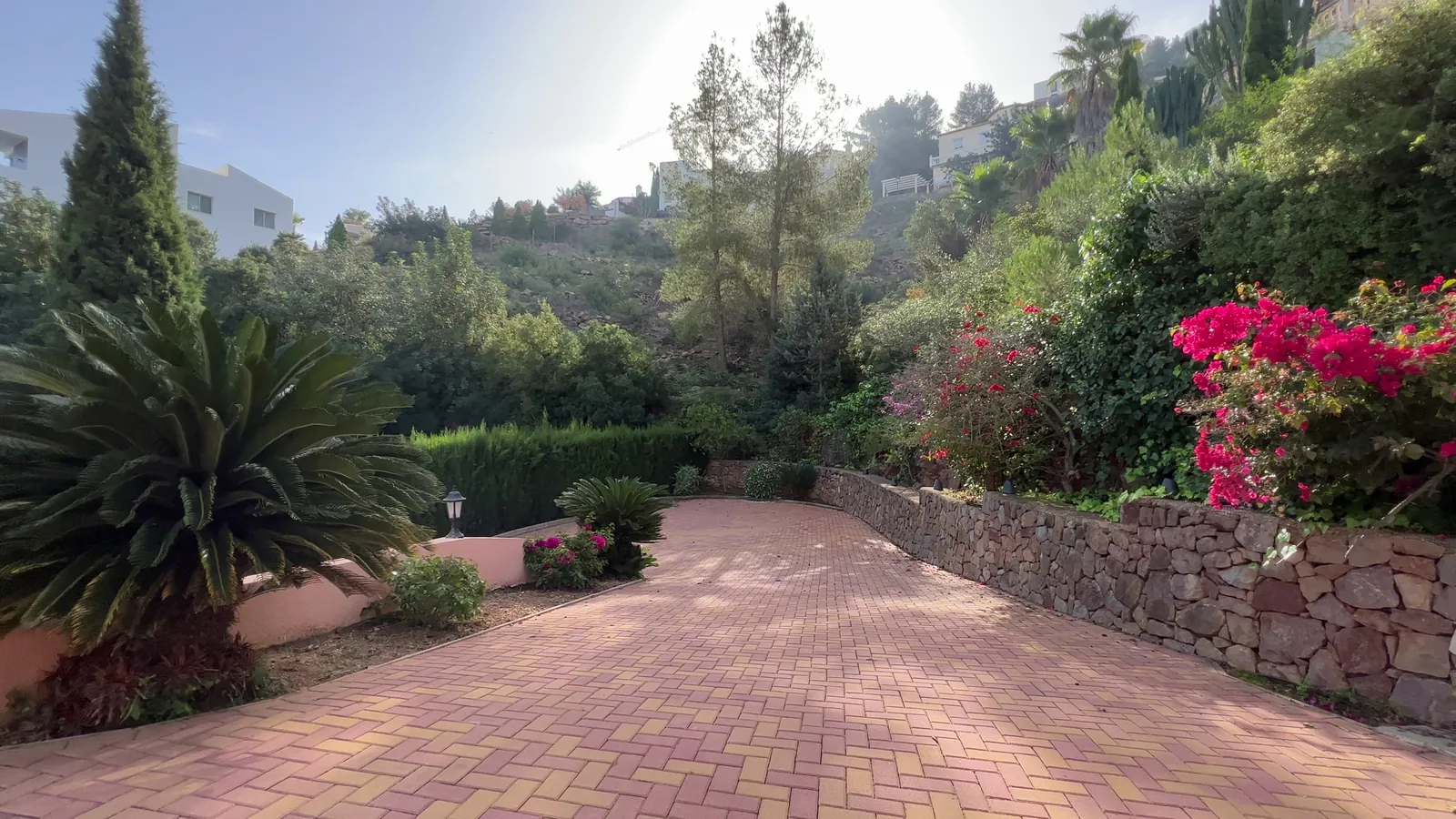 Fantástica villa con vistas al mar, 5 dormitorios, 4 baños, 425 m2 de superficie habitable, 300 m2 de terrazas.
