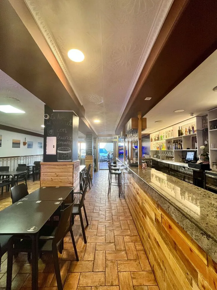 Commercial en venta en Javea