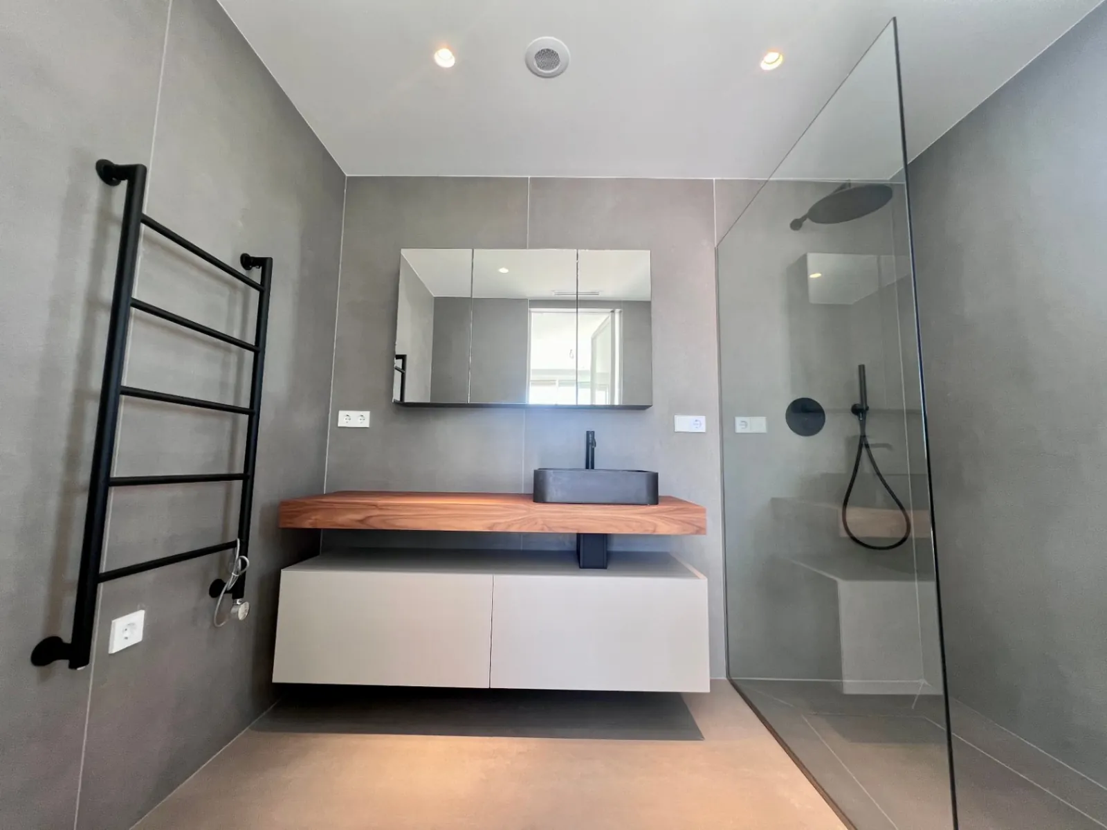 Impresionante Villa de Nueva Construcción en San Jaime