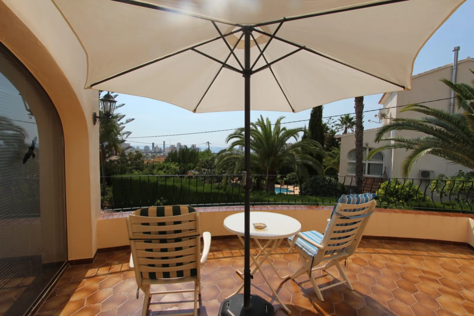 VILLA EN CALPE DE ESTILO MEDITERRÁNEO