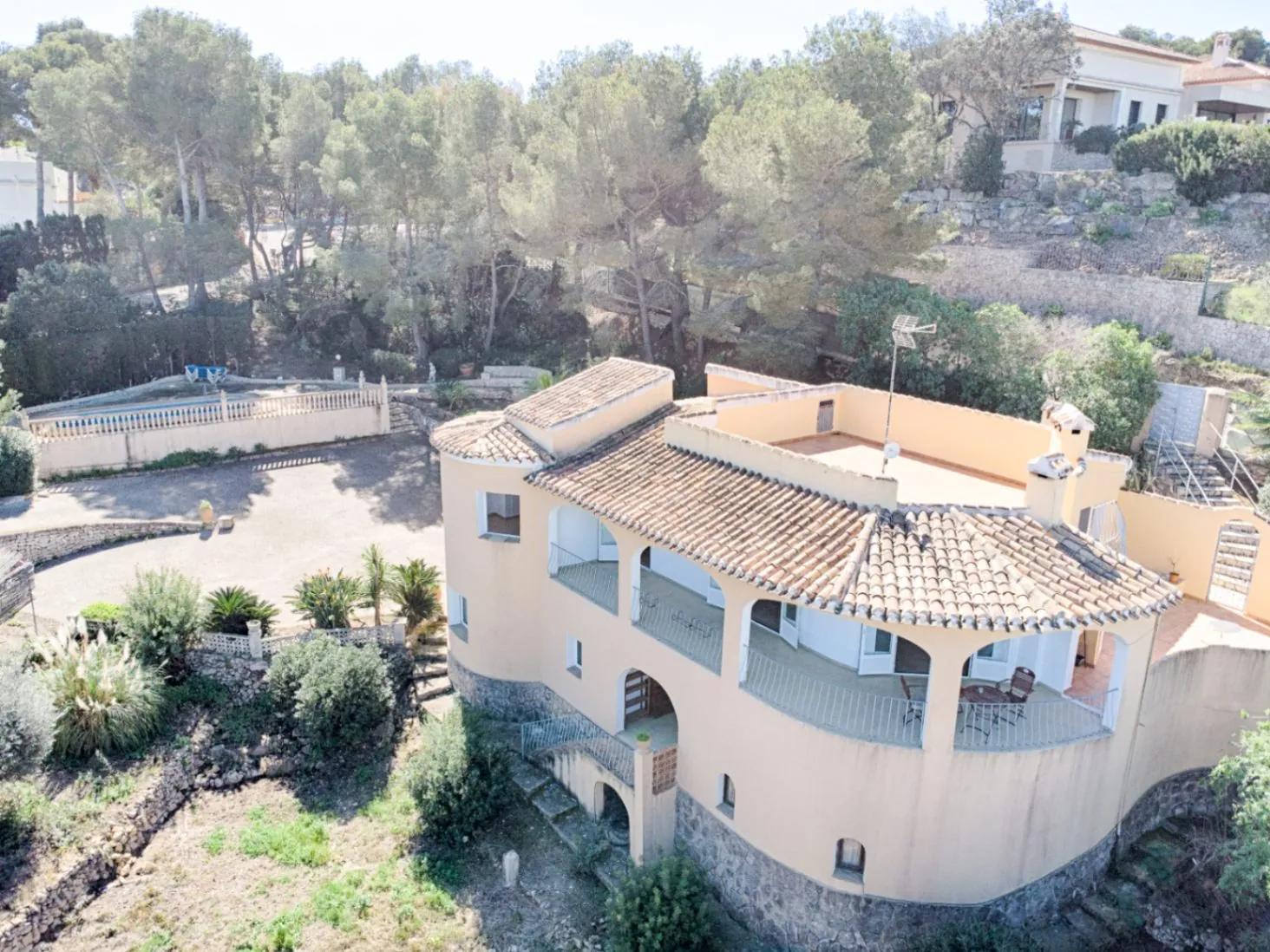 Villa con Vistas al Mar y Privacidad en Jávea – Costa Nova