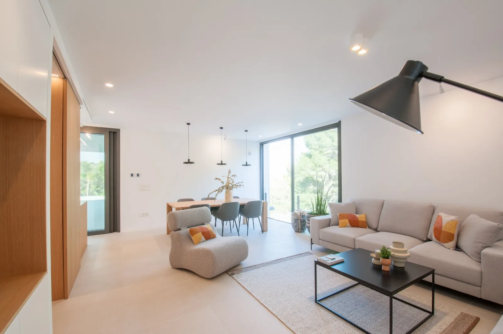 NEW CONSTRUCTION VILLA IN MORAIRA, LOCATED IN THE BENIMEIT AREA