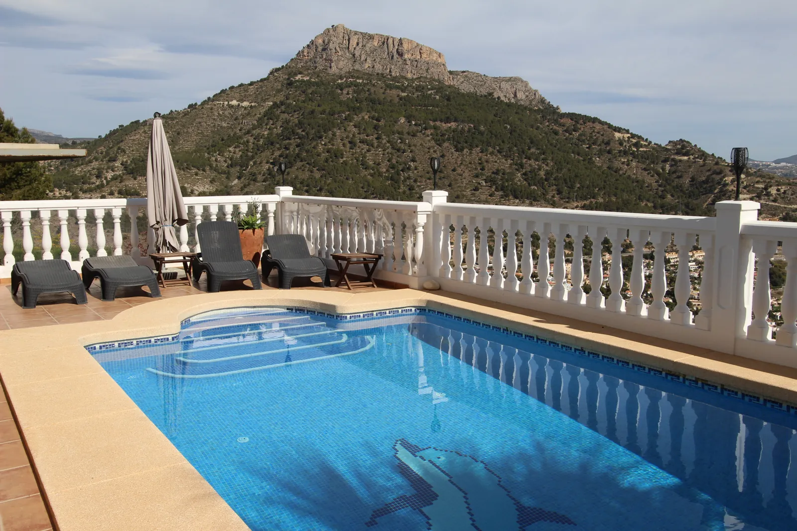 VILLA CON VISTAS IMPRESIONANTES AL MAR