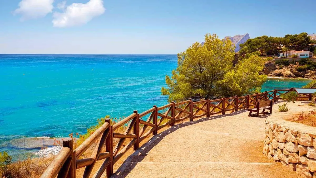 Projet de villa moderne à seulement 1 km de la célèbre plage d'El Portet à Moraira