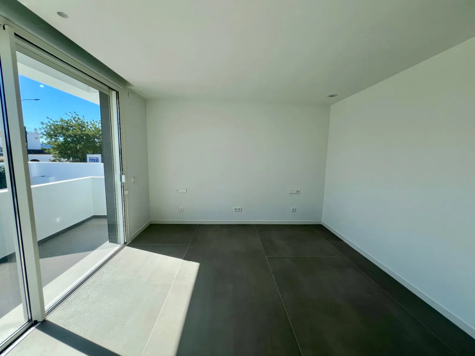 Impresionante Villa de Nueva Construcción en San Jaime