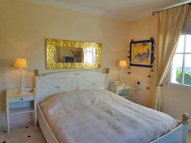 Fantástica villa con vistas al mar, 5 dormitorios, 4 baños, 425 m2 de superficie habitable, 300 m2 de terrazas.