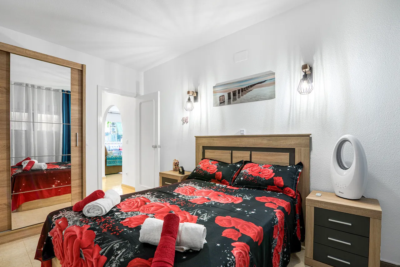 Apartment for sale in Calpe town centre, 100 metres from the beach