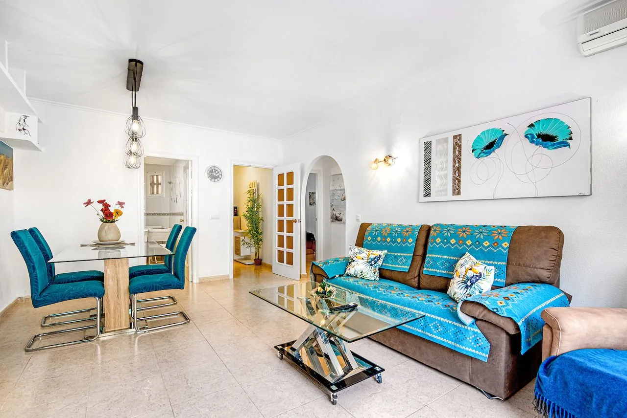 Apartment for sale in Calpe town centre, 100 metres from the beach
