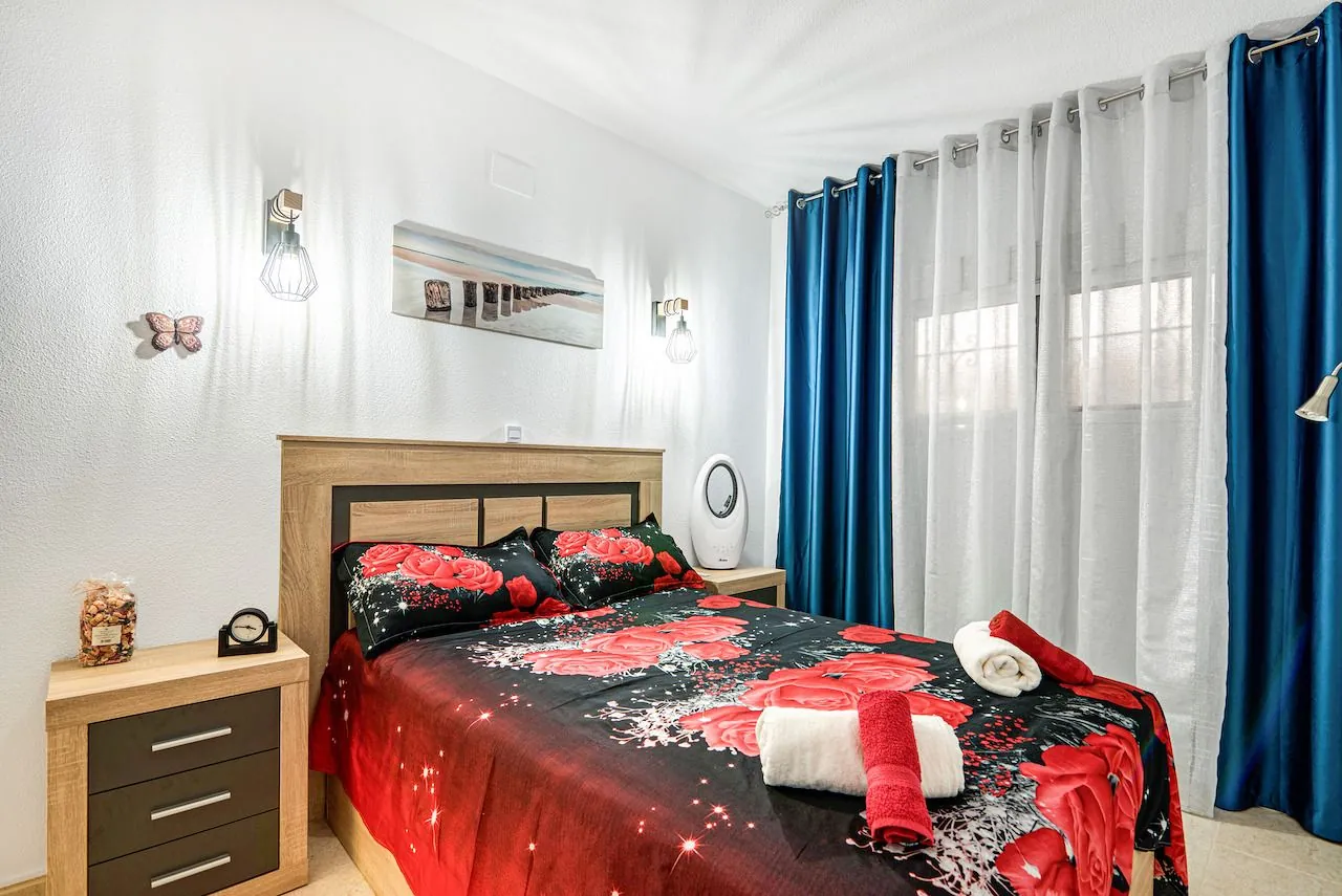 Apartment for sale in Calpe town centre, 100 metres from the beach