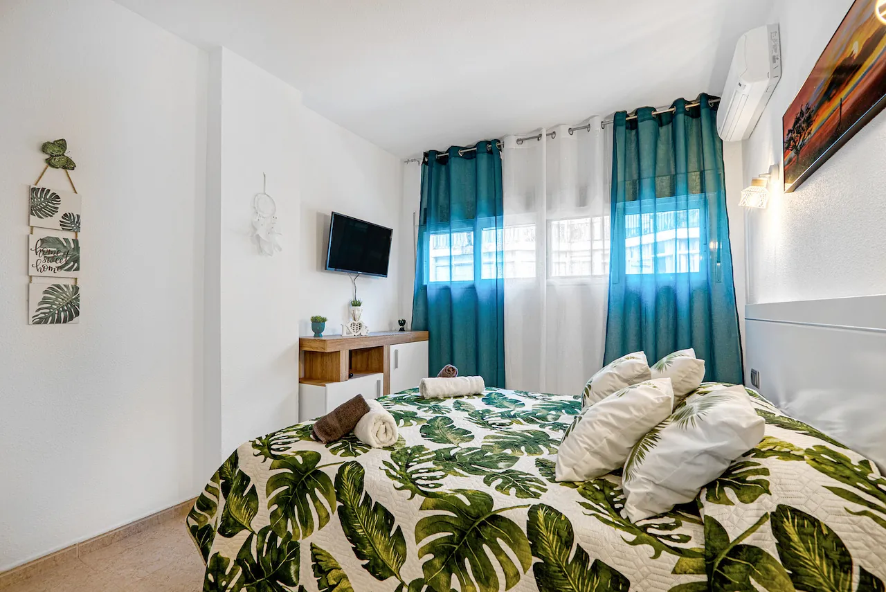 Apartment for sale in Calpe town centre, 100 metres from the beach