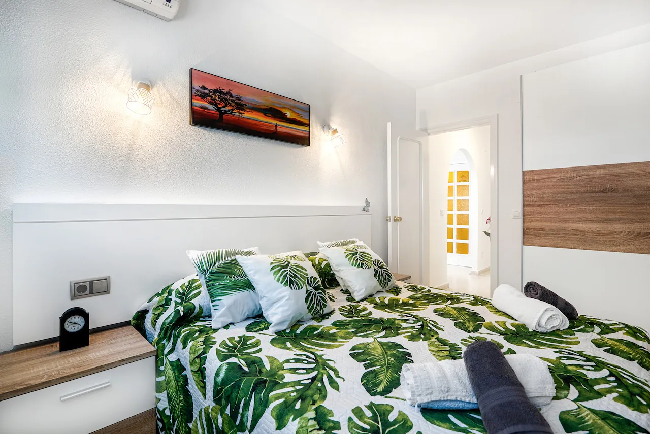 Apartment for sale in Calpe town centre, 100 metres from the beach