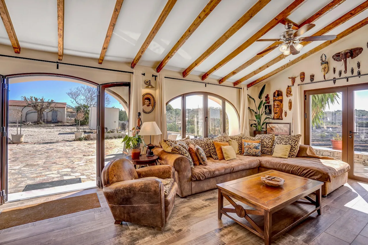 Finca for sale in Benissa