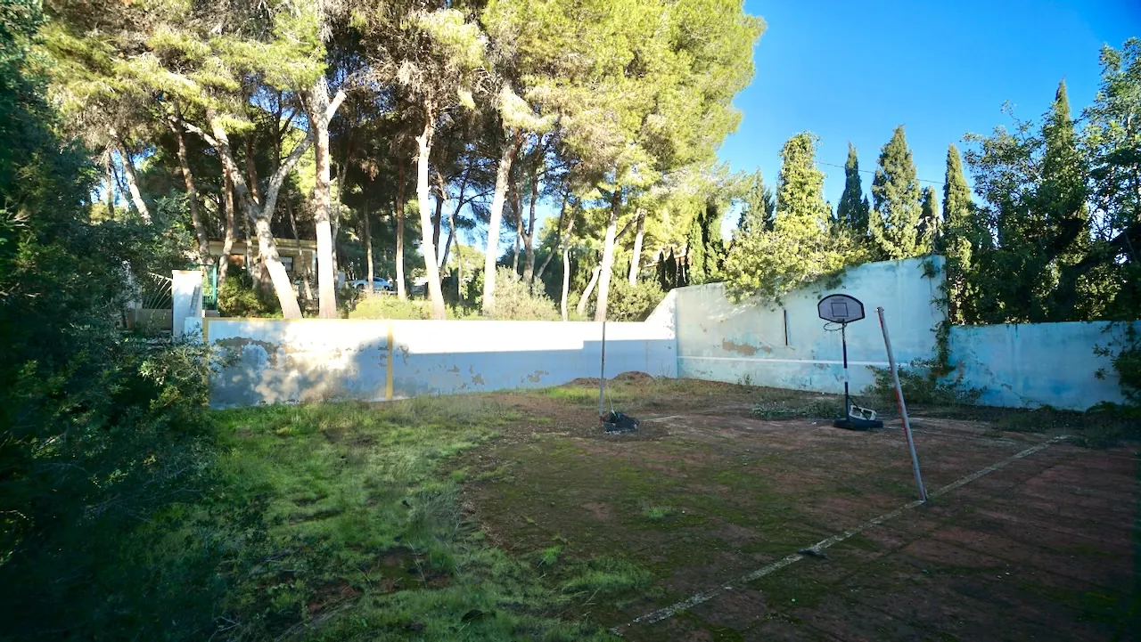 Bouwgrond te verkoop in Moraira