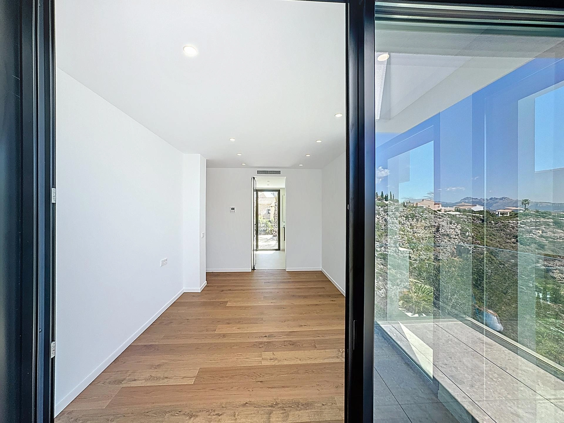 Cumbre del Sol modern villa with new sea views