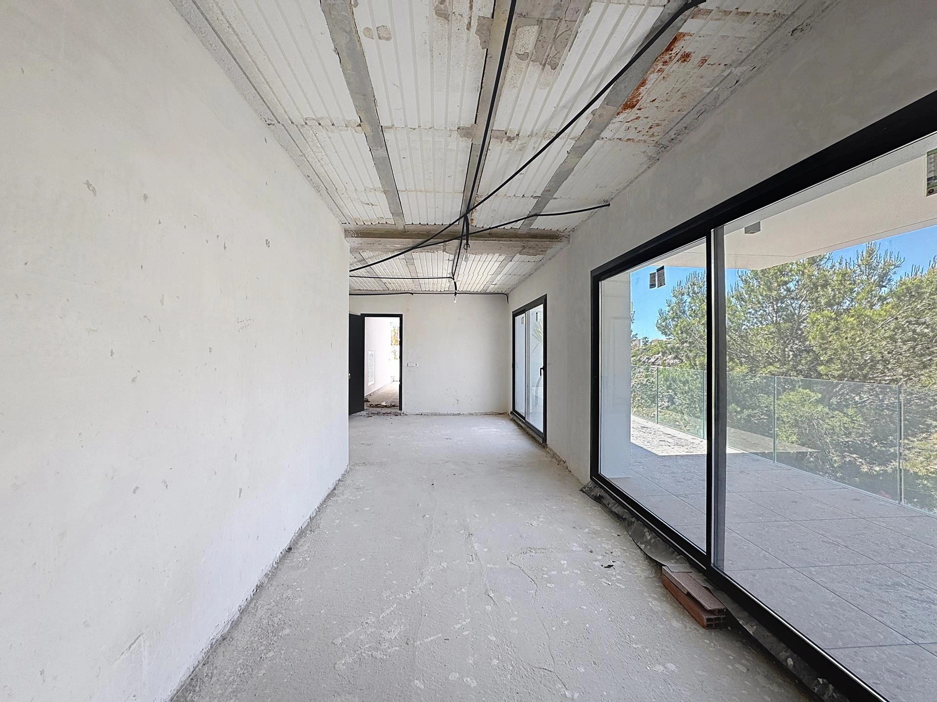 Cumbre del Sol modern villa with new sea views