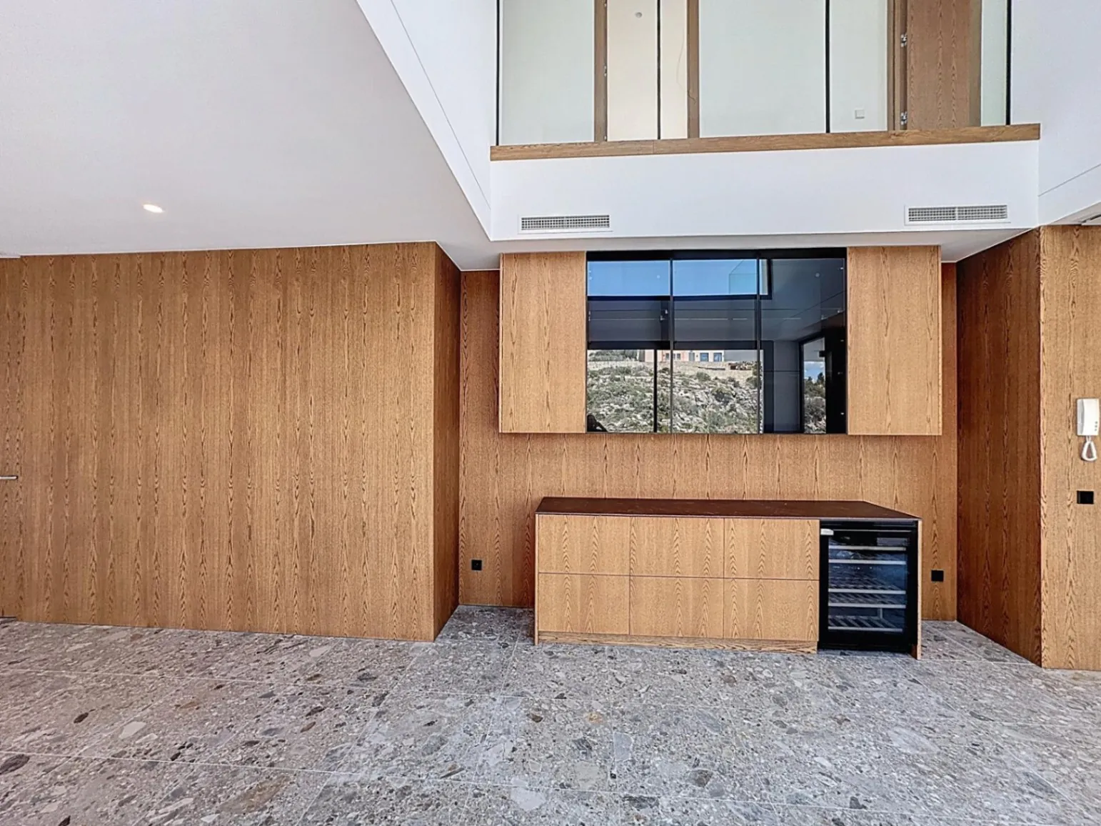 Cumbre del Sol modern villa with new sea views