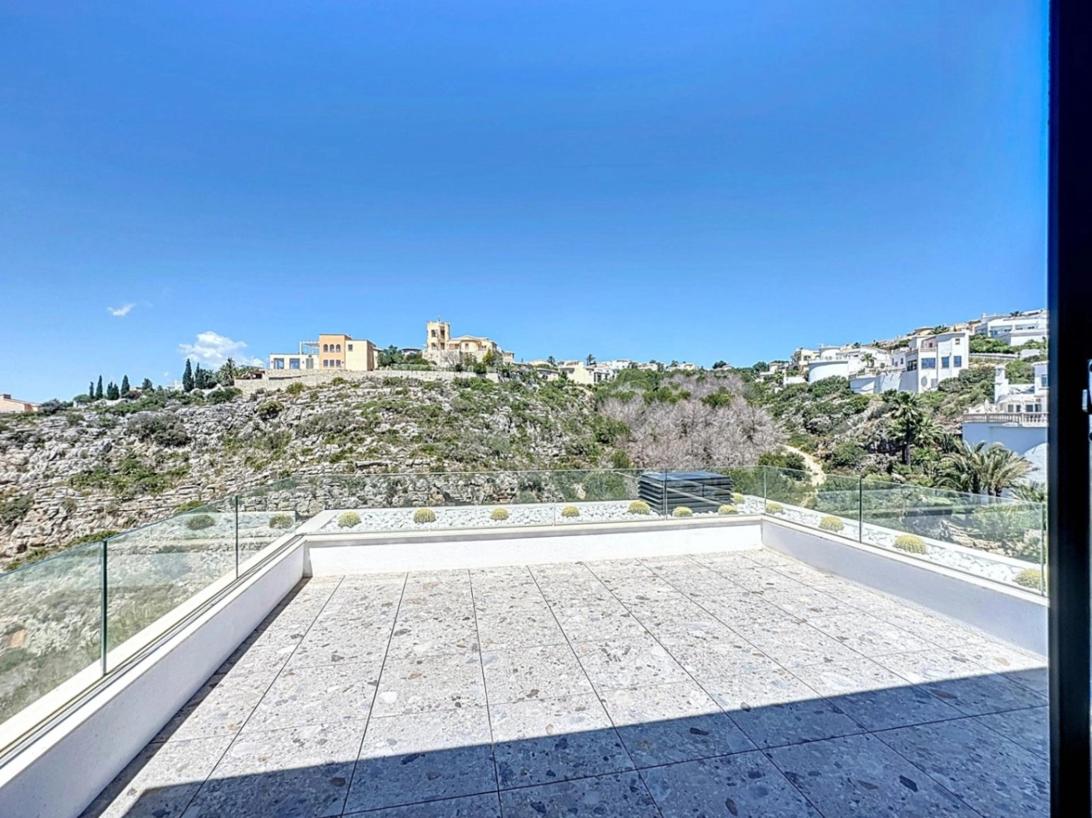 Cumbre del Sol modern villa with new sea views