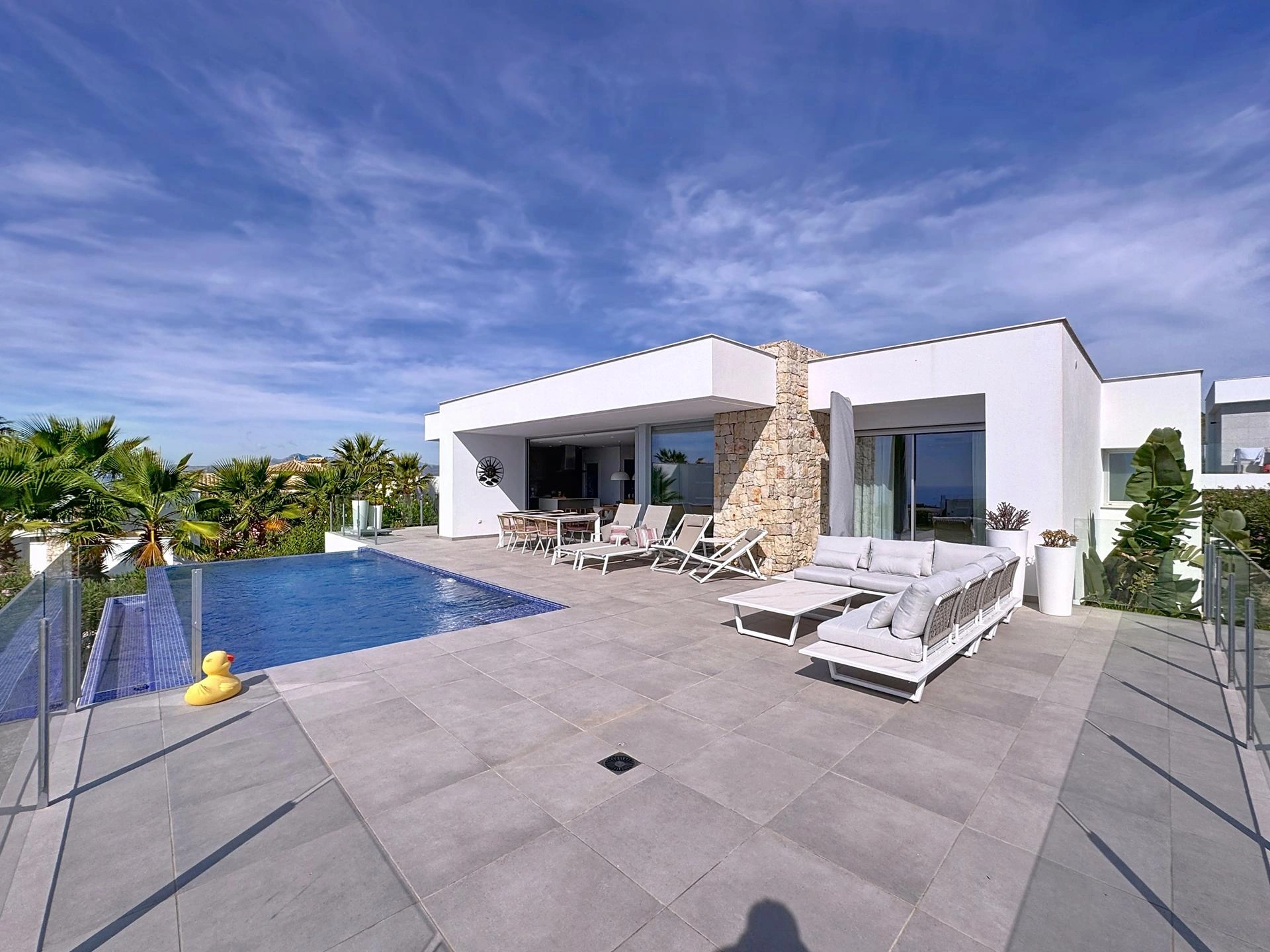 Cumbre del Sol Villa moderna con vistas al mar