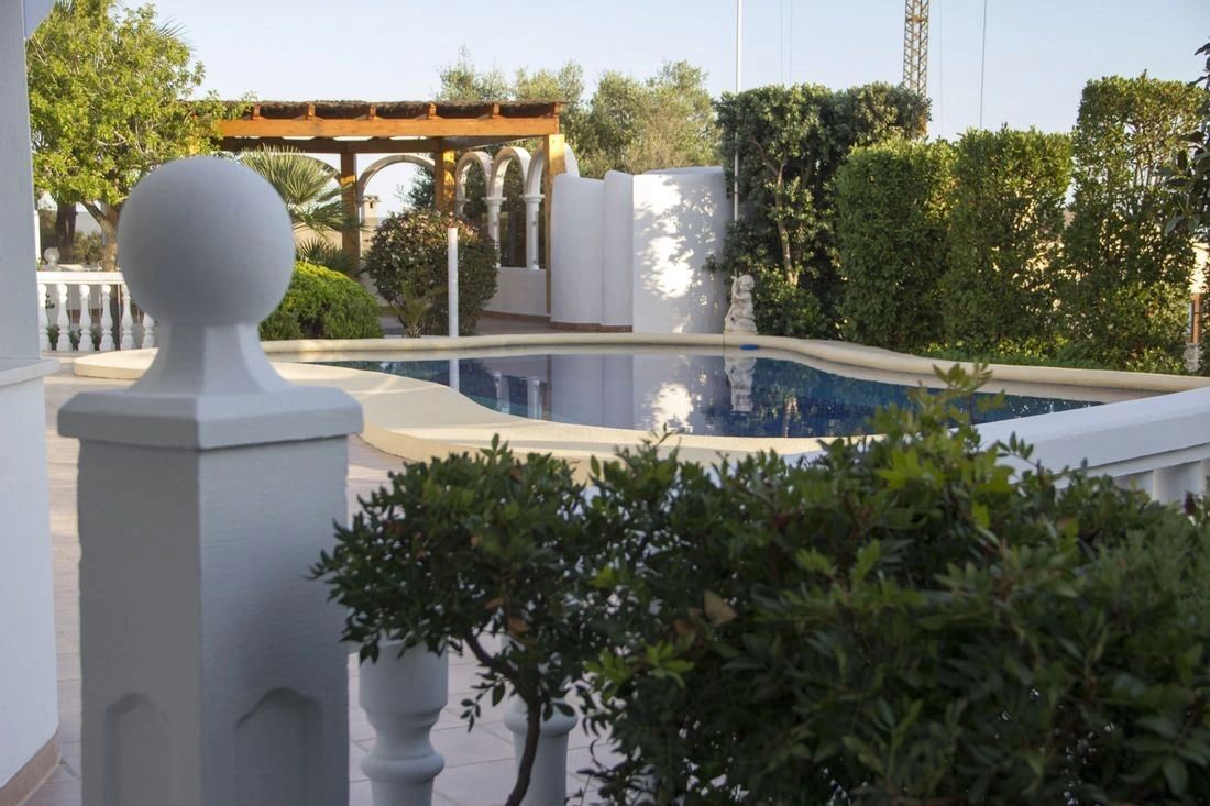 Cumbre del Sol villa renovada con vistas al mar