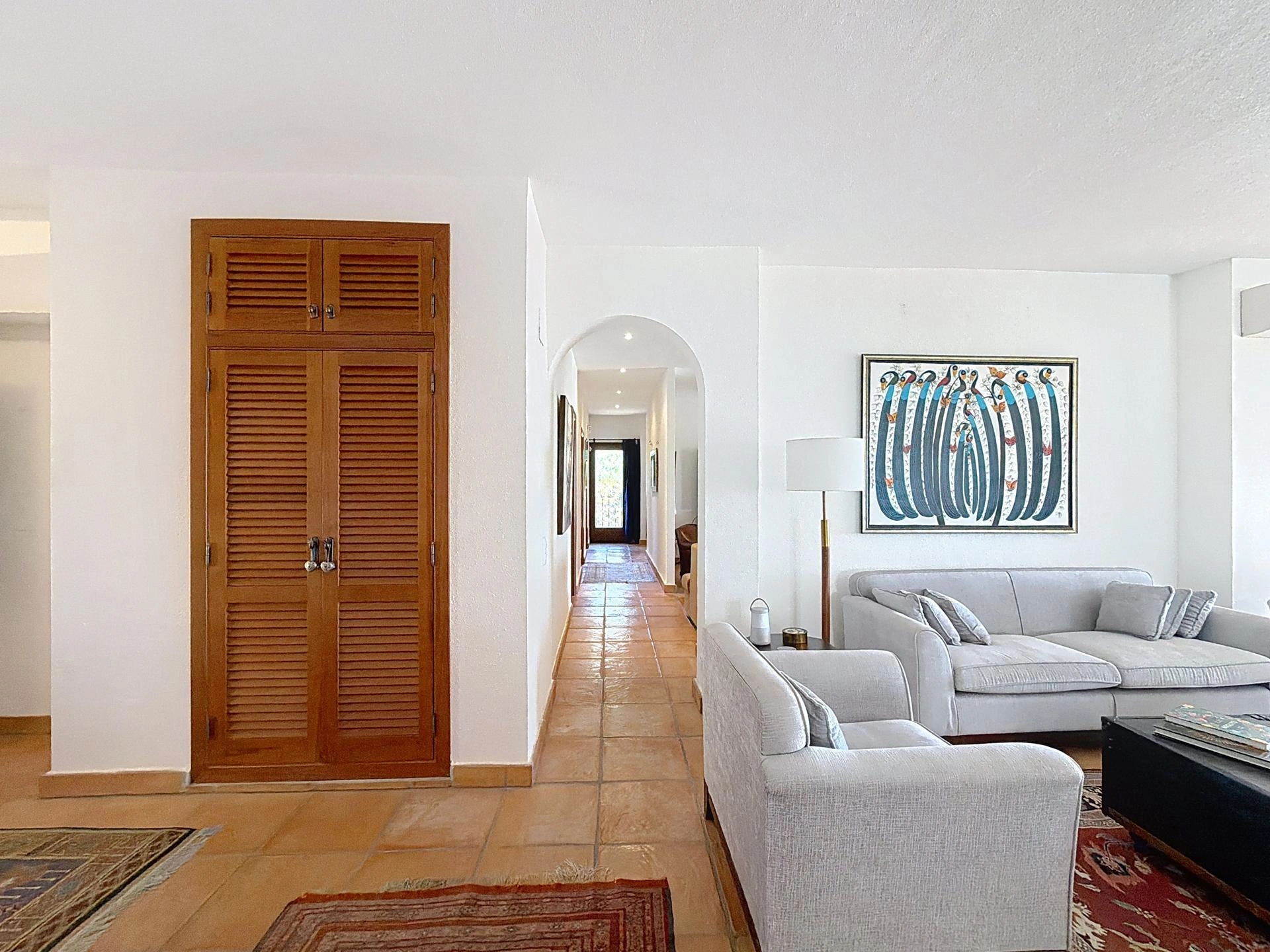 Cumbre del Sol villa on a double plot with panoramic views in Kalmias