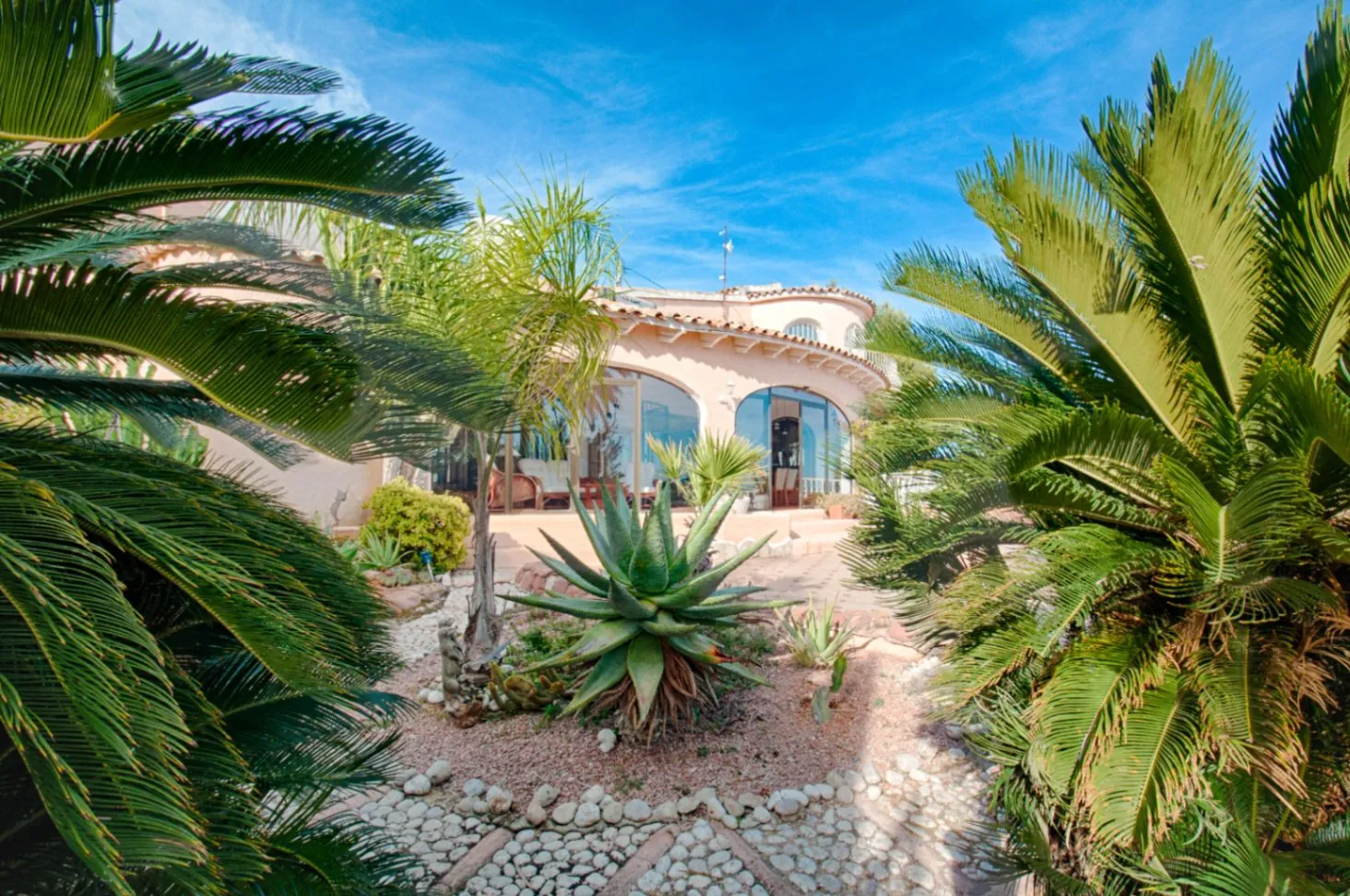 It's probably one of the best sea views in Moraira.