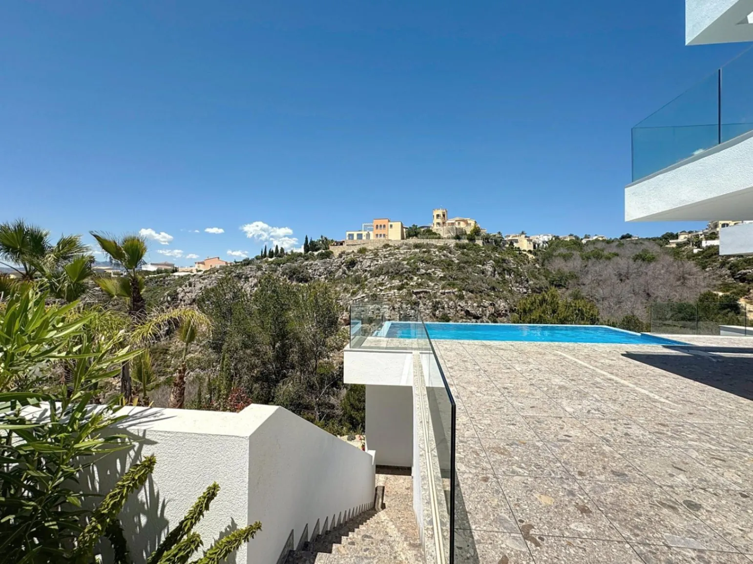 Cumbre del Sol modern villa with new sea views