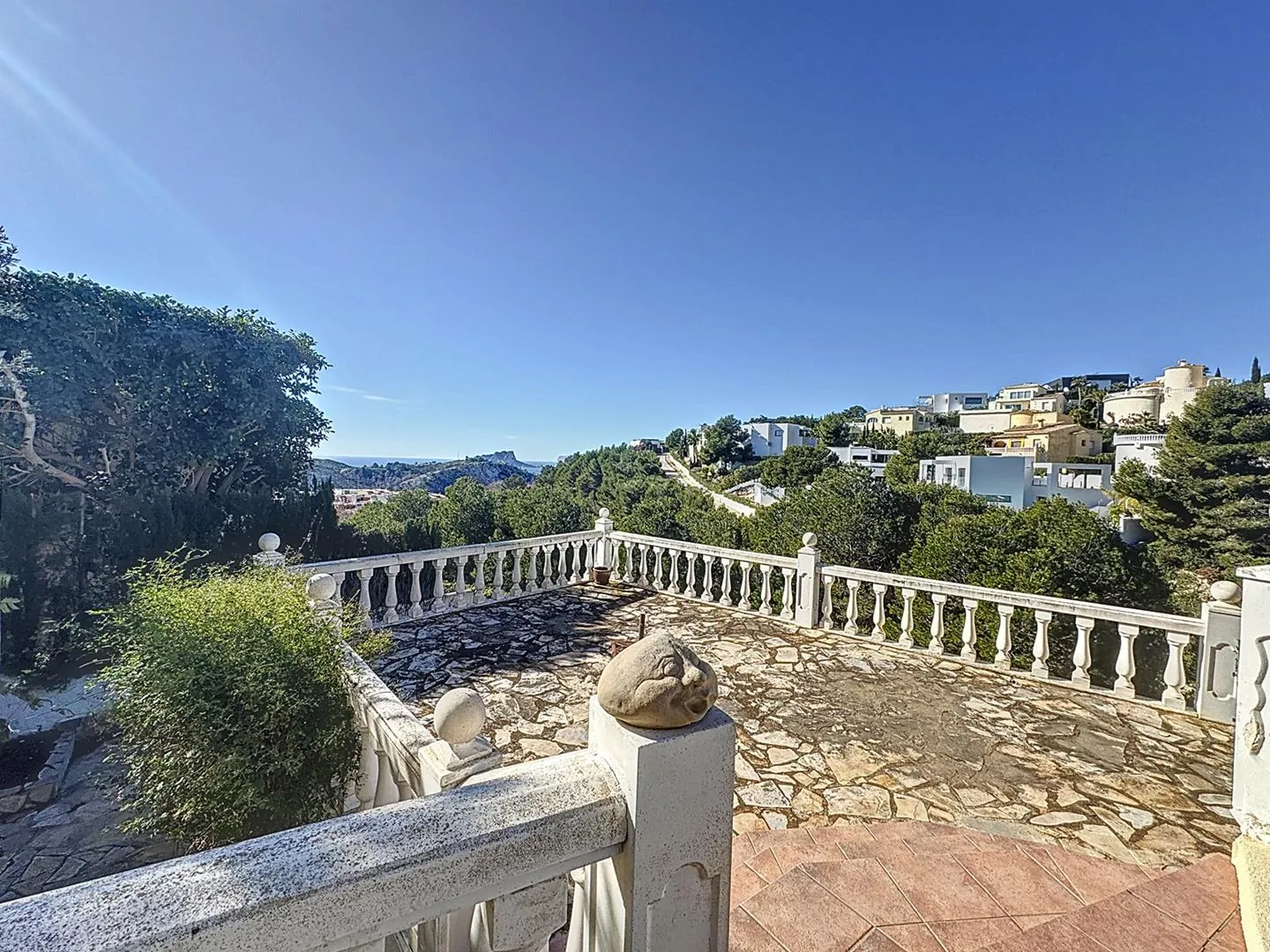 Cumbre del Sol Villa with sea views and private pool
