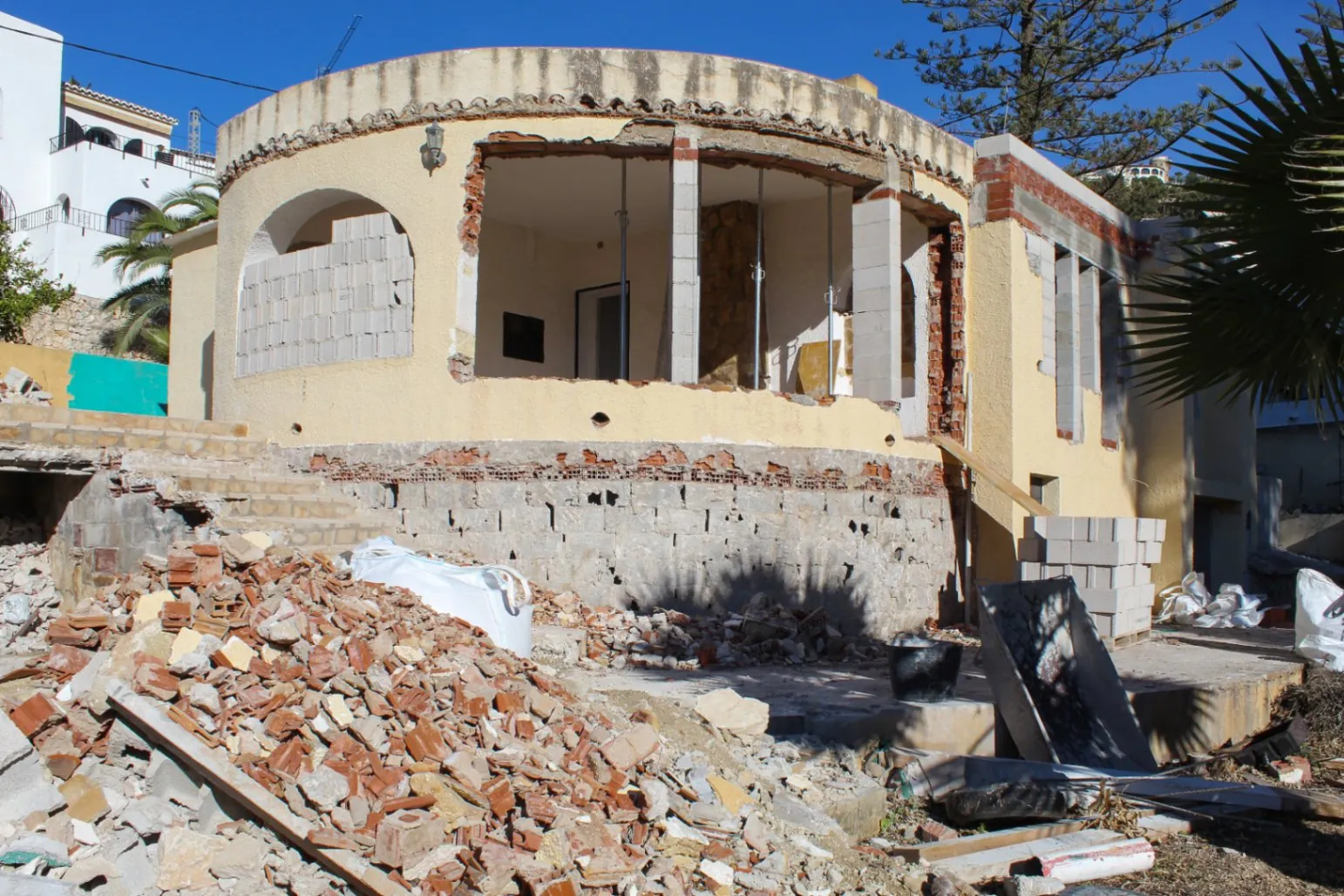 Proyecto de renovación: villa estilo ibicenco en venta en Benissa