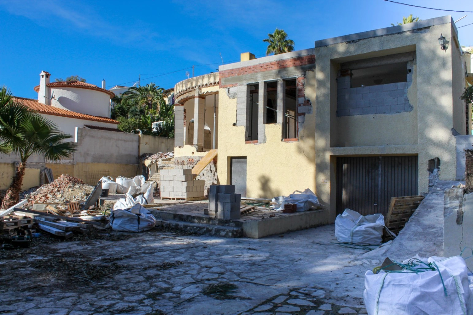 Proyecto de renovación: villa estilo ibicenco en venta en Benissa
